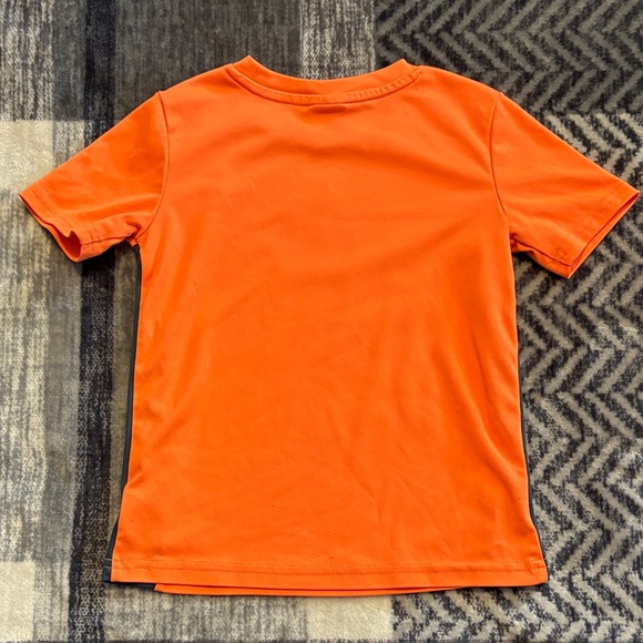 Puma Kids Set in Bright Orange and Charcoal - Picture 4 of 7